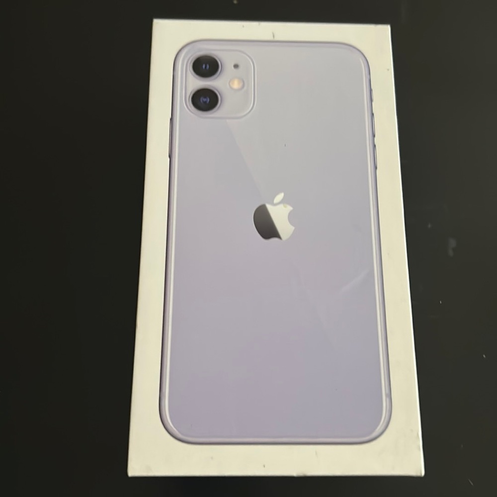 Apple IPhone 11 64 gb. Black. Unlocked.